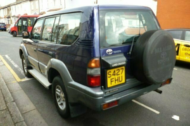 Used Toyota Land Cruiser 161 HP (118 kW) 2003 SUV