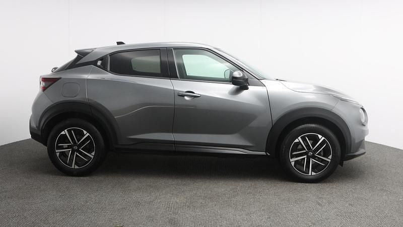 Used Nissan Juke N-Connecta 114 HP (83 kW) 2024 Grey SUV
