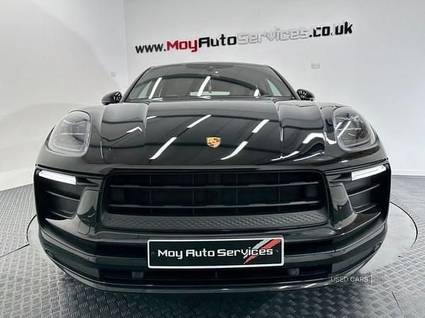 Used Porsche Macan 265 HP (194 kW) 2023 Black SUV