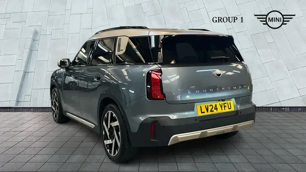 Used Mini Countryman Exclusive 230 kW (313 HP) 2024 Green SUV