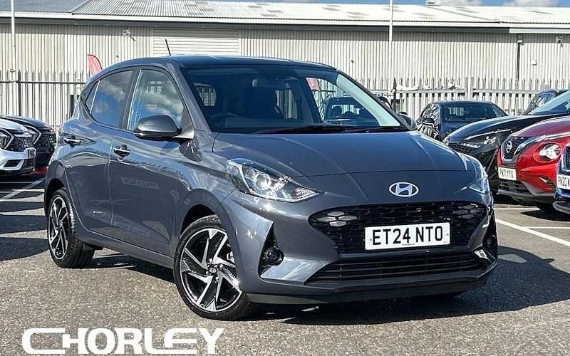 Used 2025 Hyundai i10 Premium Hatchback | £15,137 (Fair price) - Image 1/4