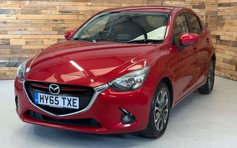 Begagnad Mazda 2 Inclusive 90 HK (66 kW) 2017 Halvkombi