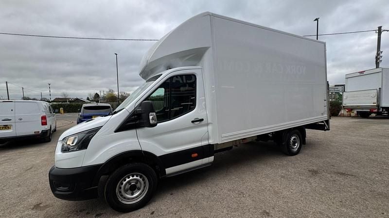 Used Ford Transit S 2023 White Hatchback