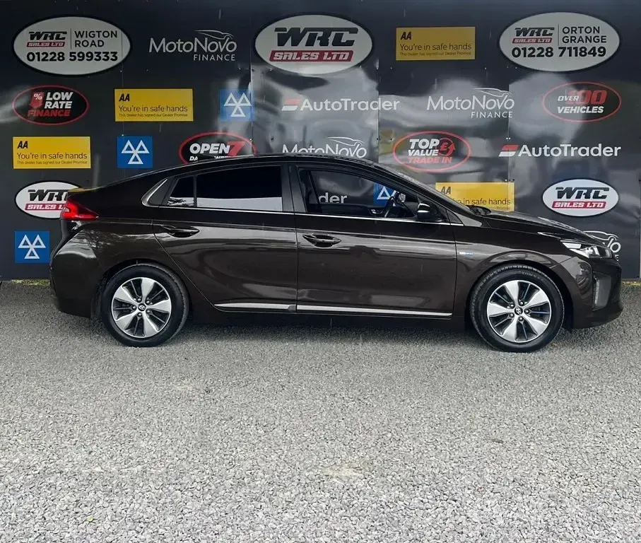 Used Hyundai Ioniq Premium SE 141 HP (103 kW) 2018 Brown Hatchback