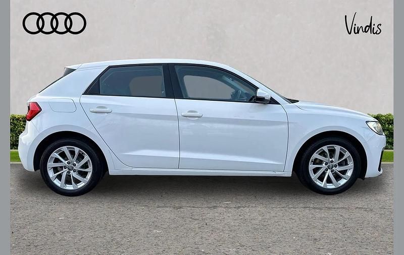 Used Audi A1 Sport 113 HP (83 kW) 2019 White SUV