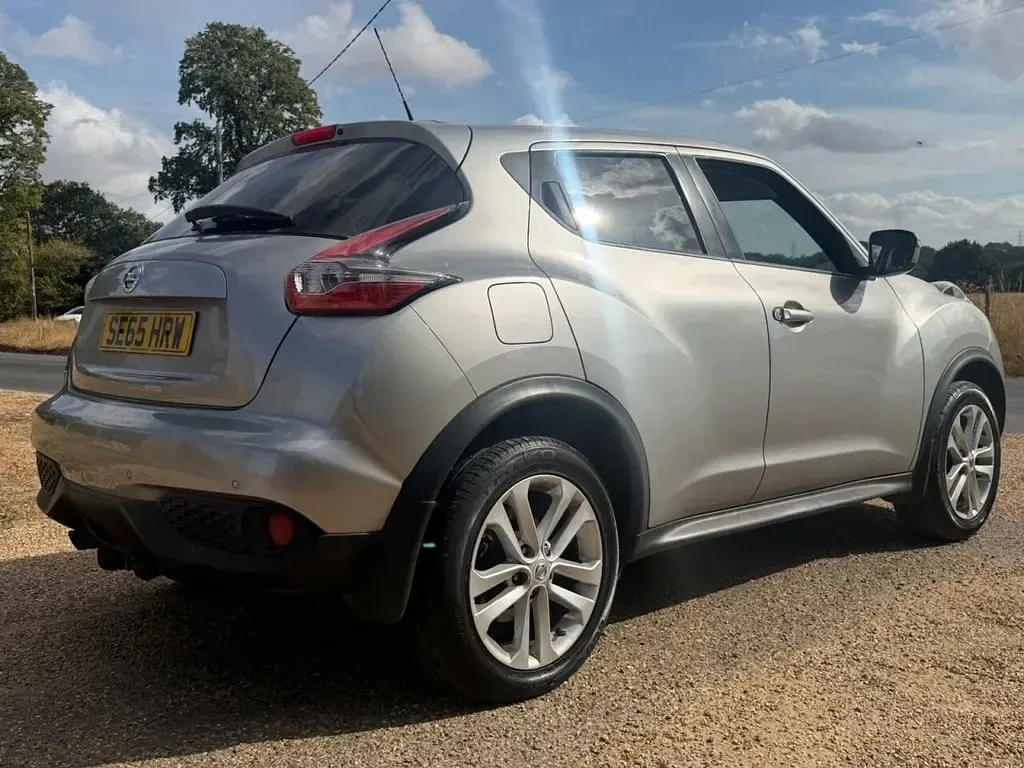 Used Nissan Juke Acenta 115 HP (84 kW) 2015 Silver SUV