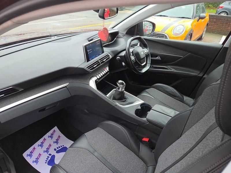 Used Peugeot 3008 Allure 2018 Bronze SUV