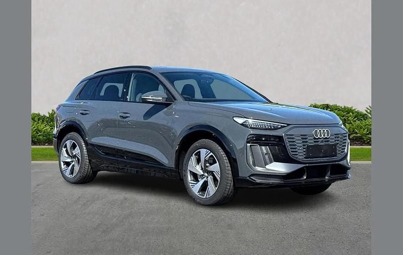 Other New 2025 Audi Q6 e-tron S-Line SUV | £62,599 (Fair price) - Image 1/4