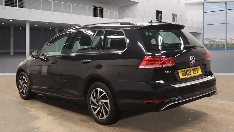 Used VW Golf VII Match 115 HP (84 kW) 2019 Deep black pearl Estate