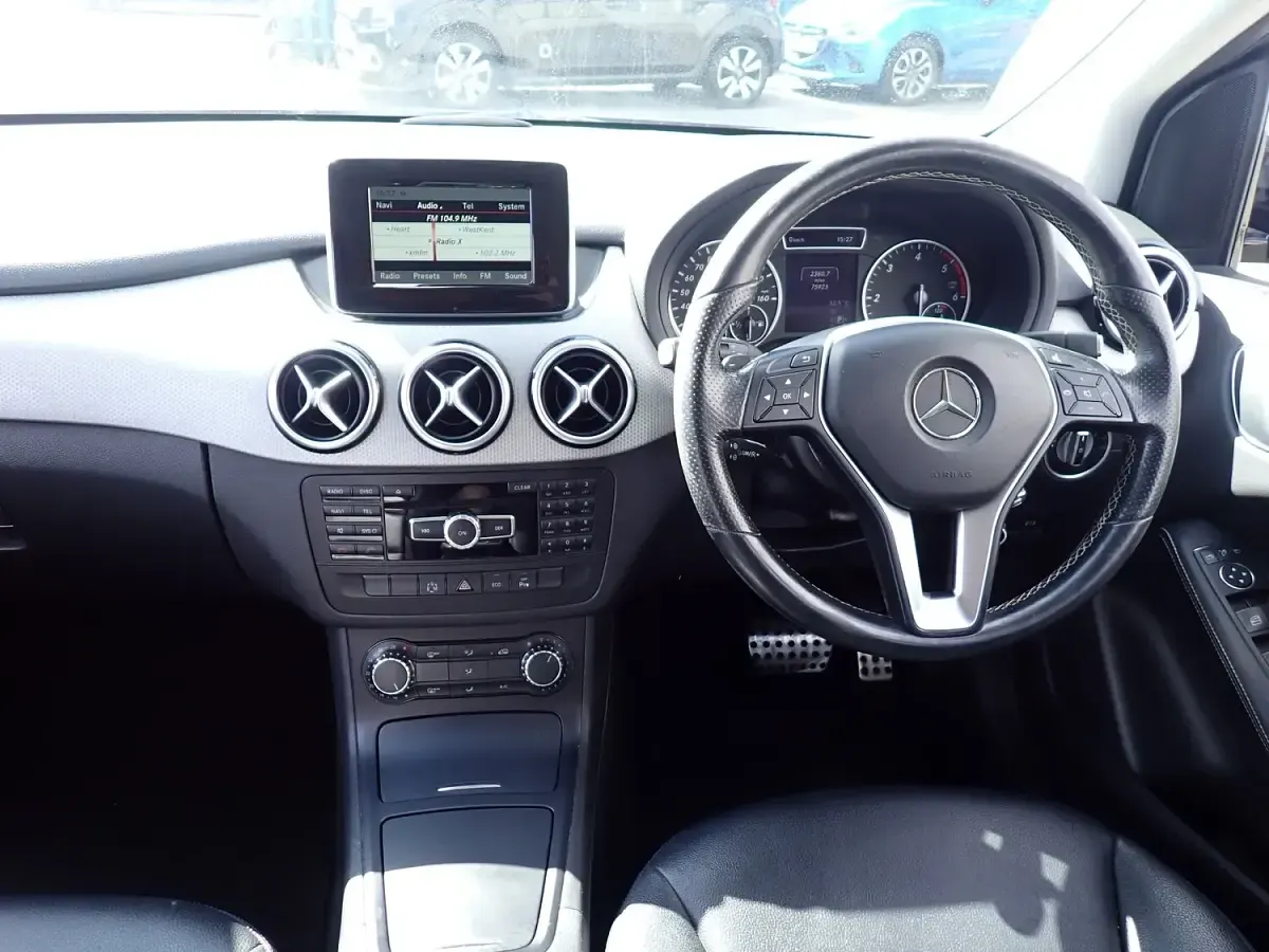 Used Mercedes B180 109 HP (80 kW) 2013 Grey Hatchback