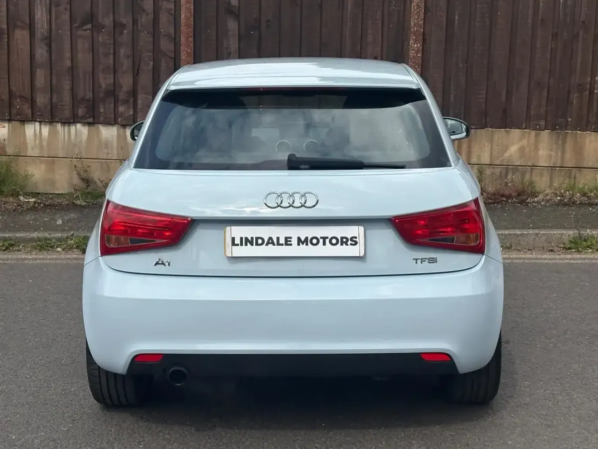 Usado Audi A1 Sport 86 CV (63 kW) 2012 Azul Utilitario