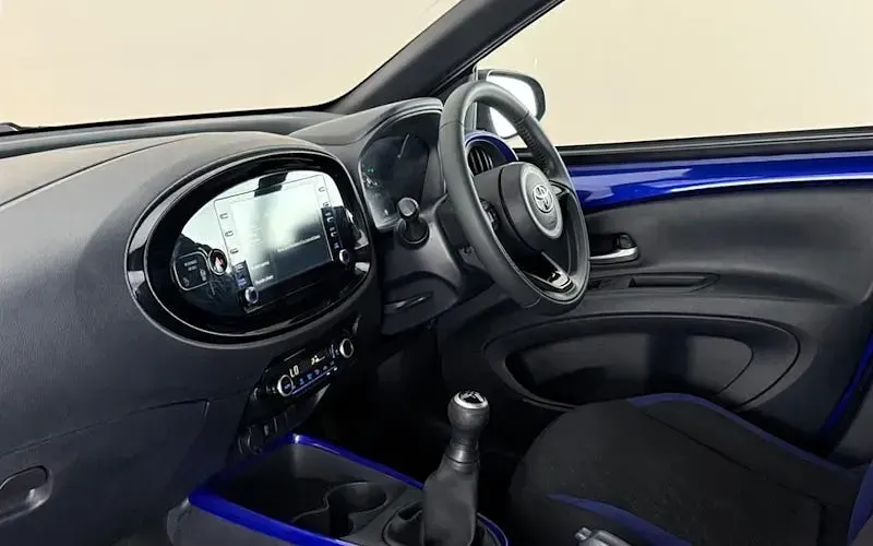 Used Toyota Aygo X 72 HP (52 kW) 2025 SUV