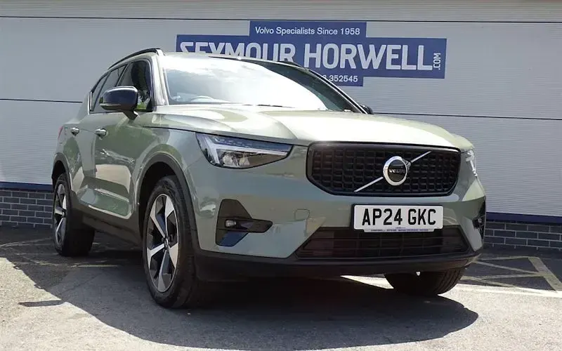 Used Volvo XC40 Plus 163 HP (119 kW) 2026 SUV