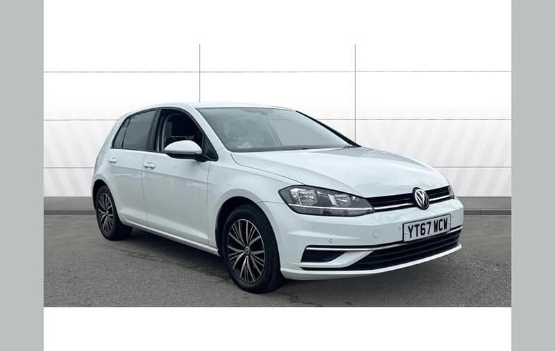 Used VW Golf VII SE 125 HP (91 kW) 2017 White Hatchback