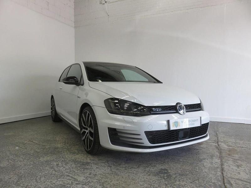 White Used 2014 VW Golf VII GTD Hatchback | £10,995 (A bit pricey) - Image 1/3