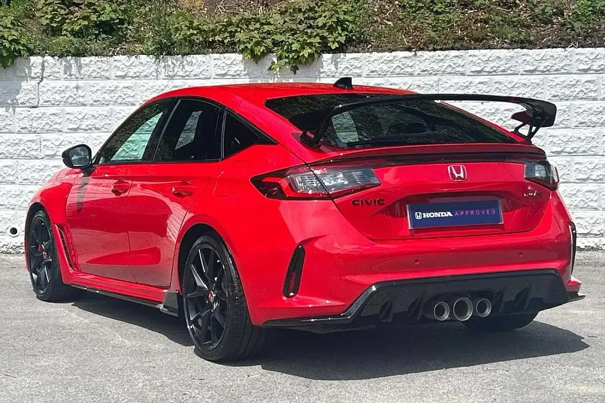 Used Honda Civic Type R 329 HP (241 kW) 2025 Rally red Hatchback