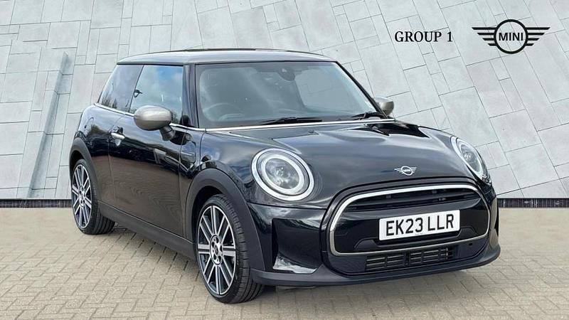 Used Mini Cooper Exclusive 134 HP (98 kW) 2023 Black Hatchback