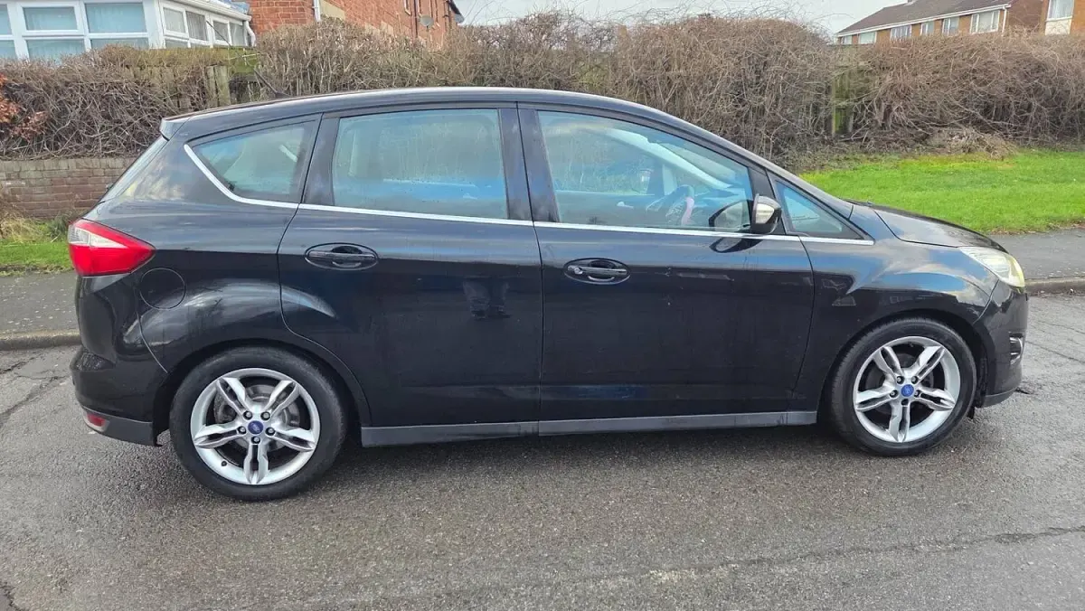 Used Ford C-MAX Titanium X 113 HP (83 kW) 2014 Black MPV