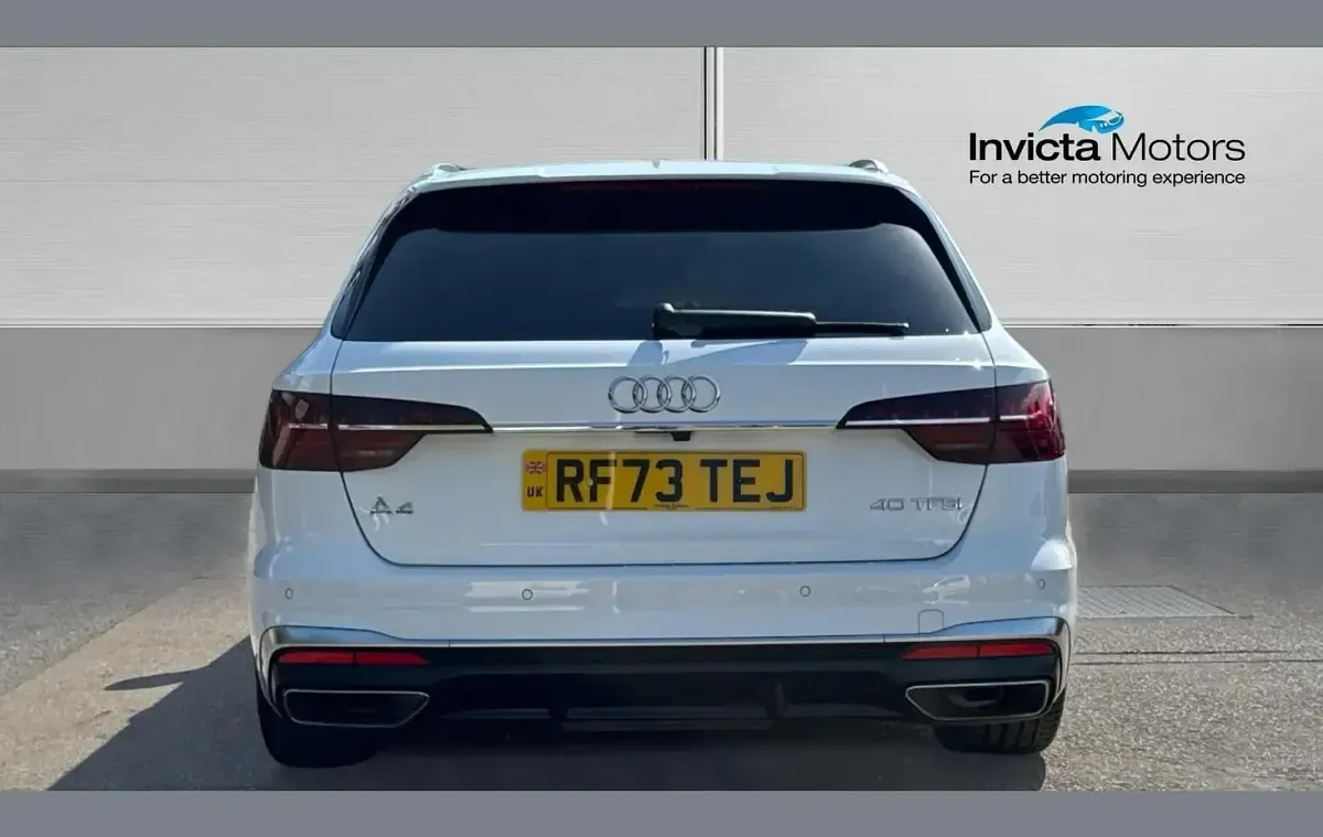 Used Audi A4 S-Line 204 HP (150 kW) 2024 White Estate