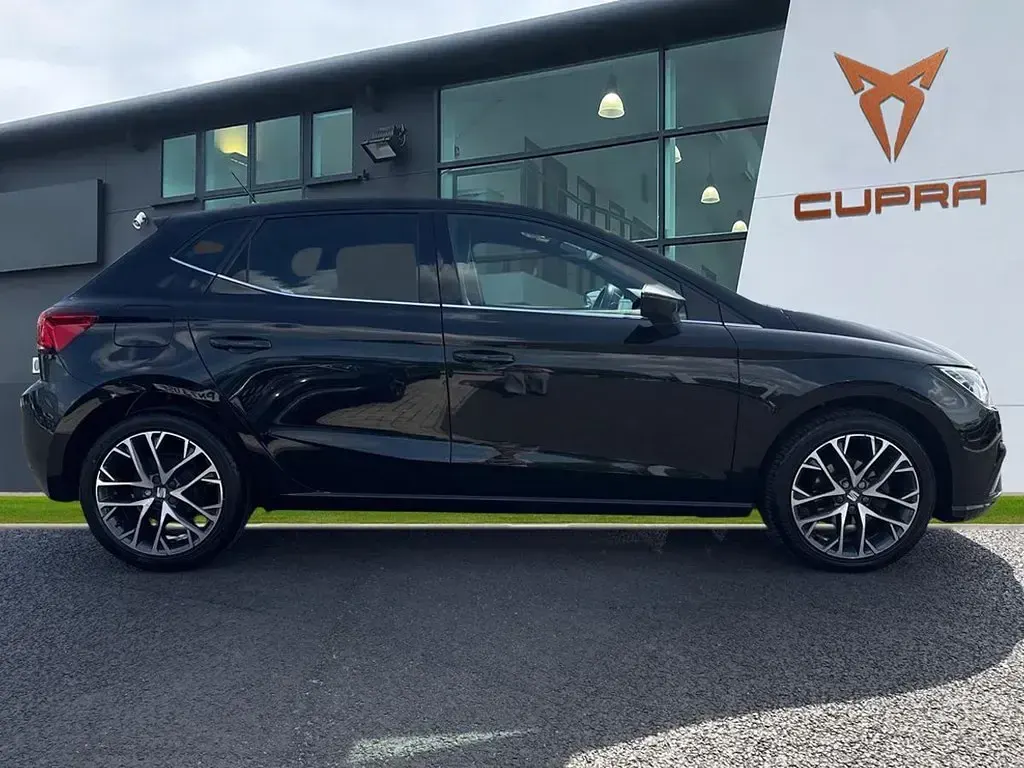Usado Seat Ibiza XCELLENCE Lux 2021 Preto Citadino
