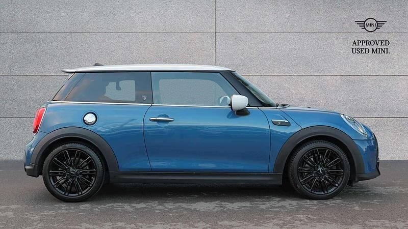 Used Mini Cooper S Exclusive 176 HP (129 kW) 2024 Blue Hatchback