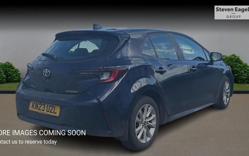 Used Toyota Corolla 140 HP (102 kW) 2026 Hatchback