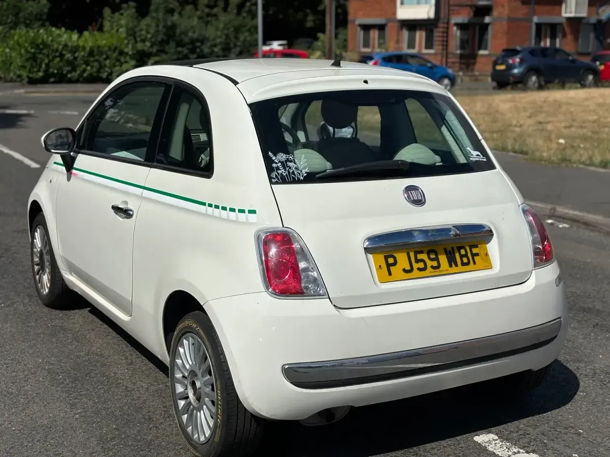 Used Fiat 500 Lounge 69 HP (50 kW) 2009 White Cabriolet