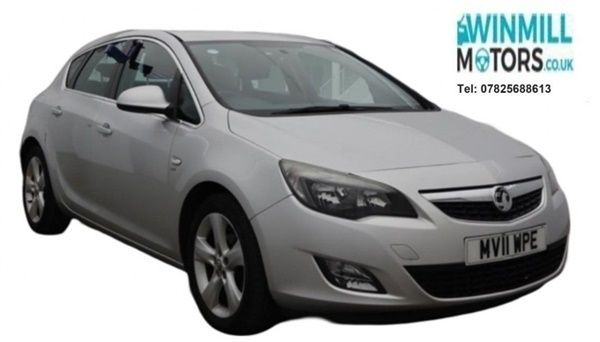 Silver Used 2011 Vauxhall Astra SRi | £2,495 (Fair price) - Image 1/1