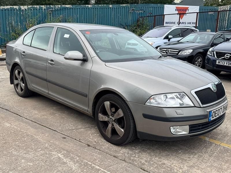 Beige Used 2007 Skoda Octavia Elegance Hatchback | £850 (Fair price) - Image 1/4