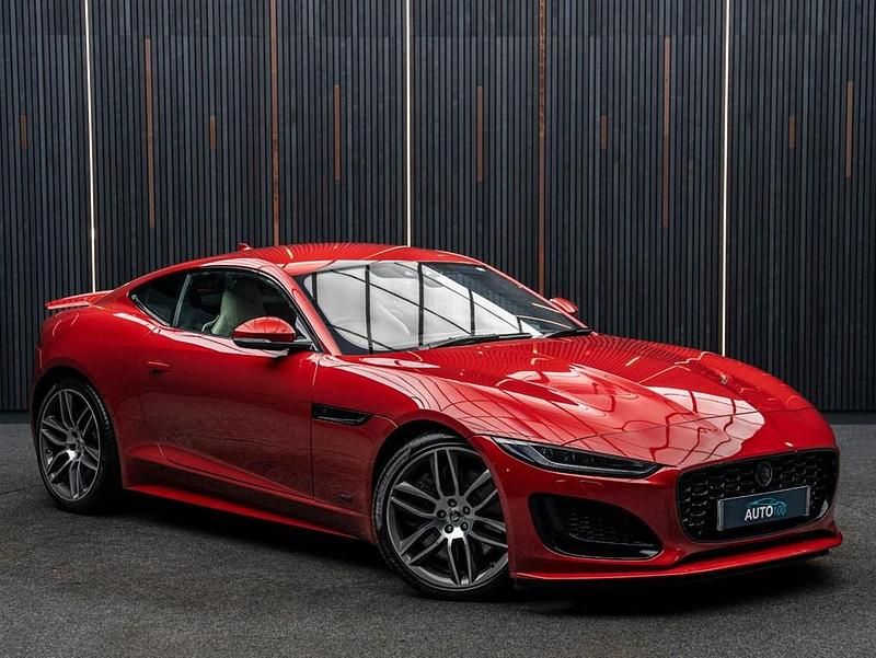 Usado Jaguar F-Type S 450 CV (330 kW) 2023 Rojo Coupe
