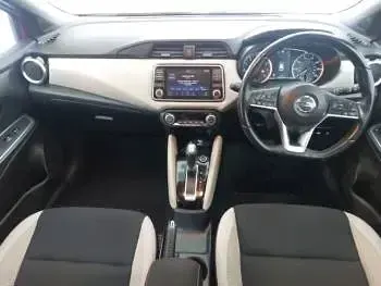 Used Nissan Micra Tekna 100 HP (73 kW) 2019 Orange Hatchback