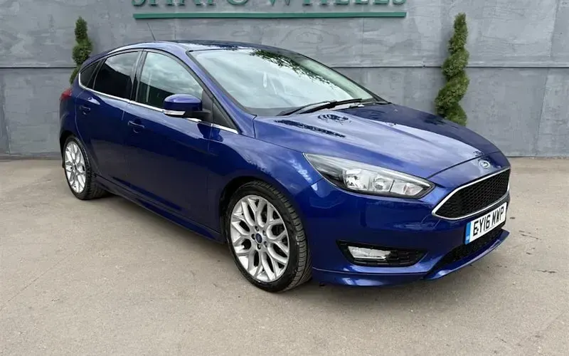 Usado Ford Focus Zetec 120 HP (88 kW) 2016 Citadino