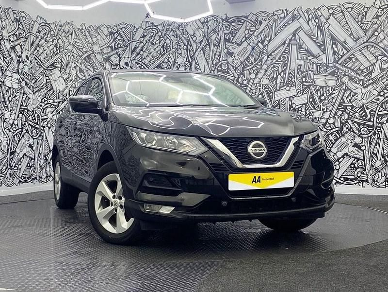 Used Nissan Qashqai Acenta Premium 160 HP (117 kW) 2020 Black SUV