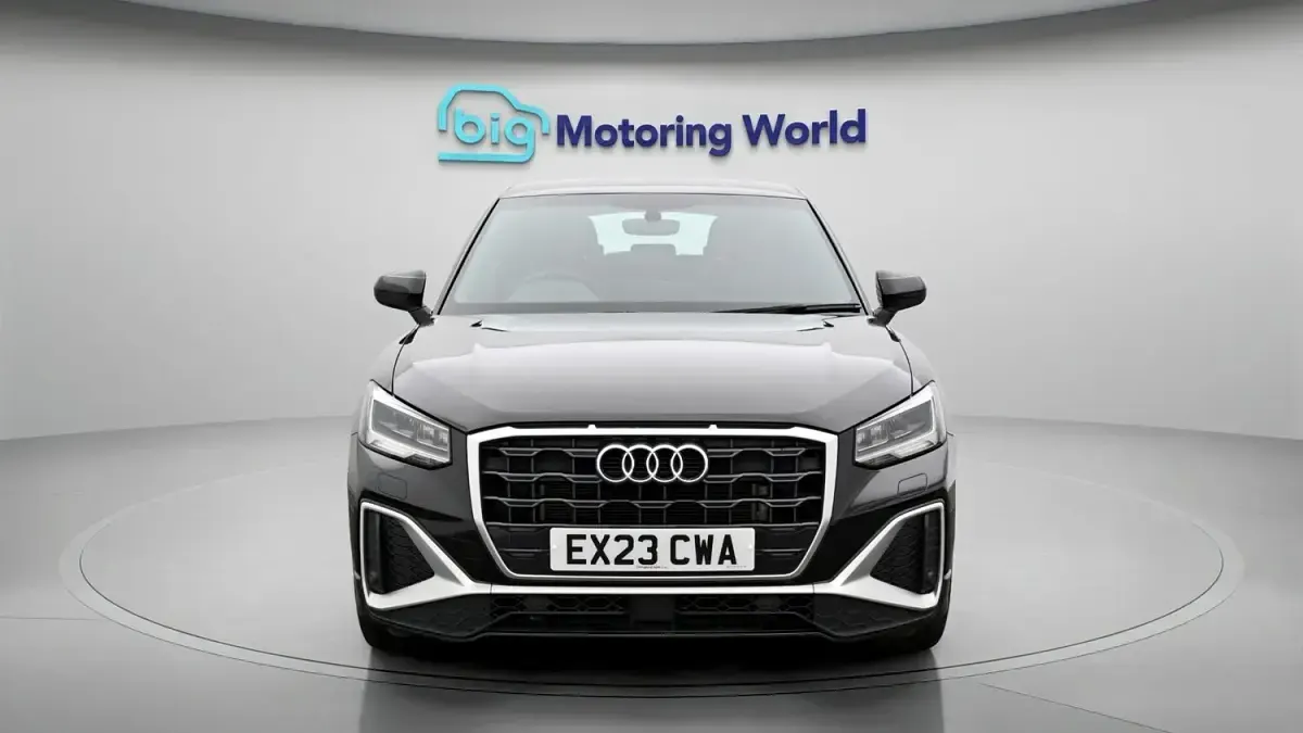 Used Audi Q2 S-Line 150 HP (110 kW) 2023 Black SUV