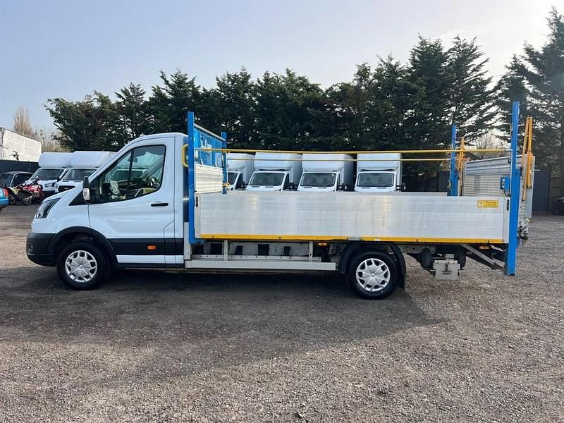 Used Ford Transit Trend 135 kW (184 HP) 2024 White Cabriolet