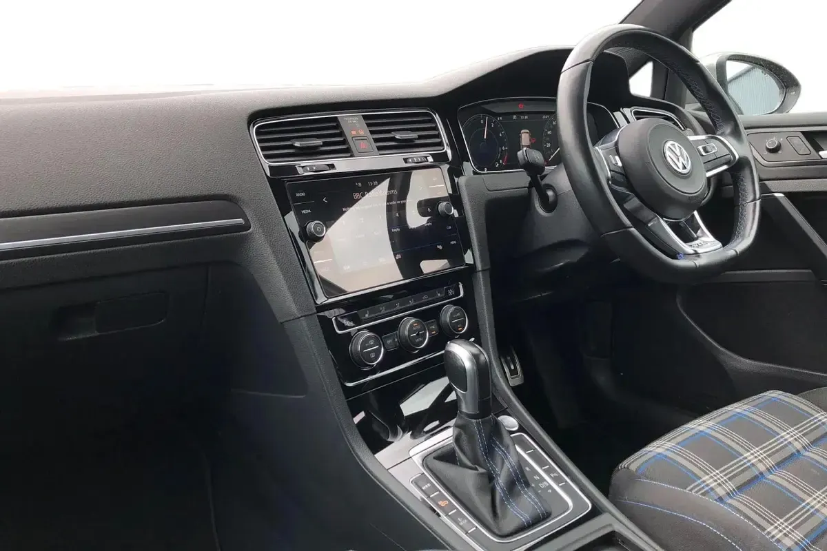Used VW Golf VIII Advance 2020 Silver Hatchback