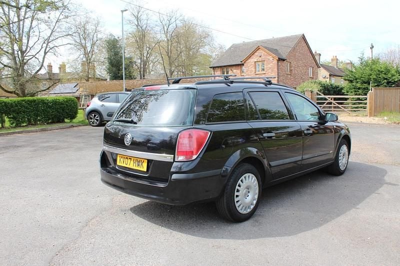 Used Vauxhall Astra 2007 Black Estate