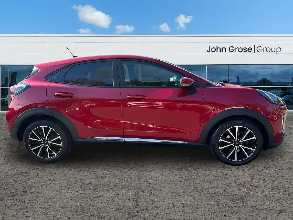 Używany Ford Puma Titanium 2020 Czerwony SUV