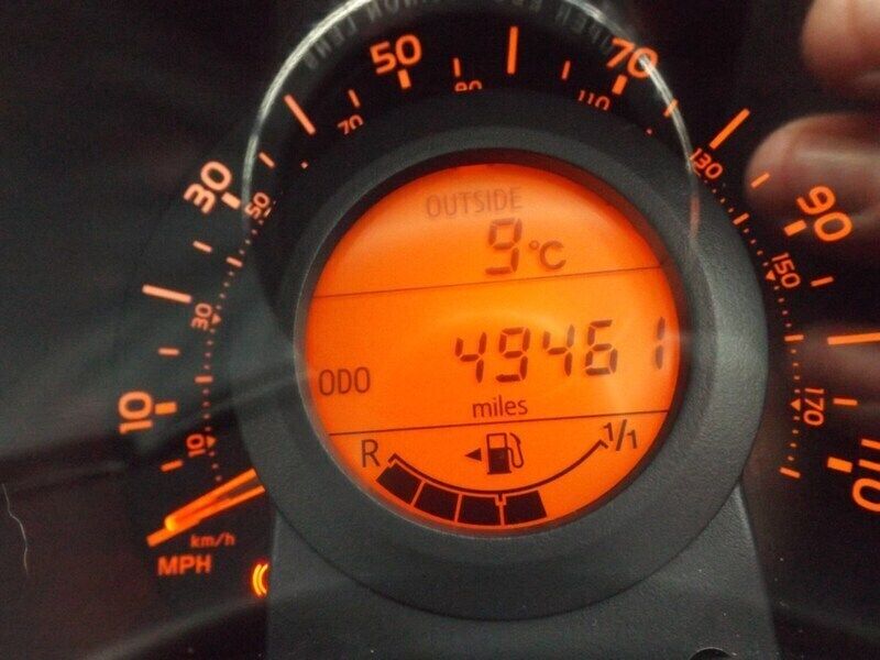 Usado Toyota Aygo x-press 2016 Laranja Citadino