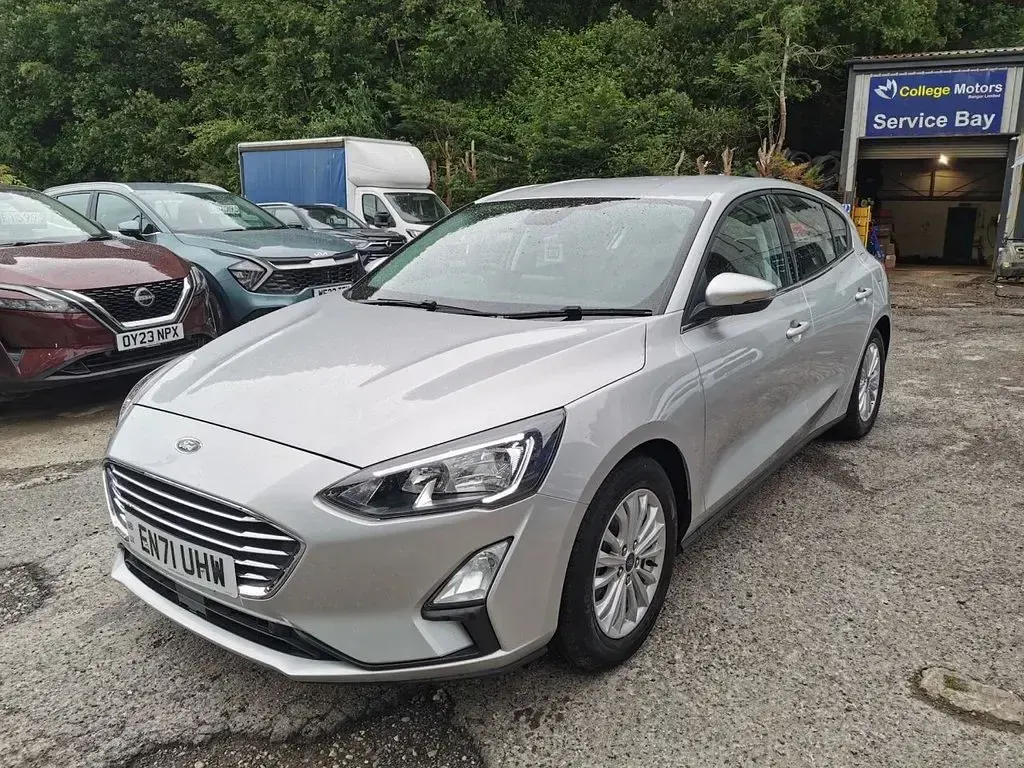 Used Ford Focus Titanium 2022 Silver Hatchback