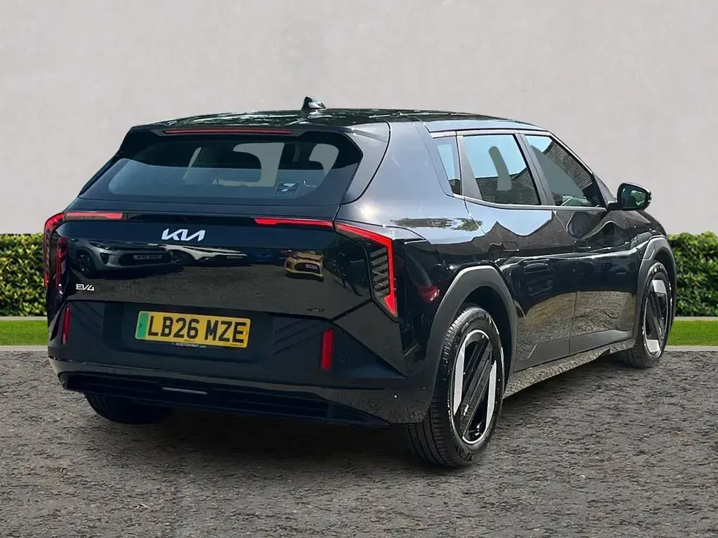 Used Kia EV4 Air 150 kW (204 HP) 2026 Black Hatchback