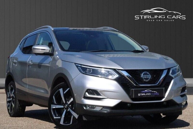 Silver Used 2019 Nissan Qashqai Tekna SUV | £13,489 (Fair price) - Image 1/4