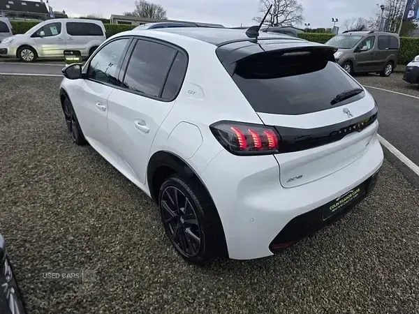 Used Peugeot 208 GTi 100 HP (73 kW) 2023 White Hatchback