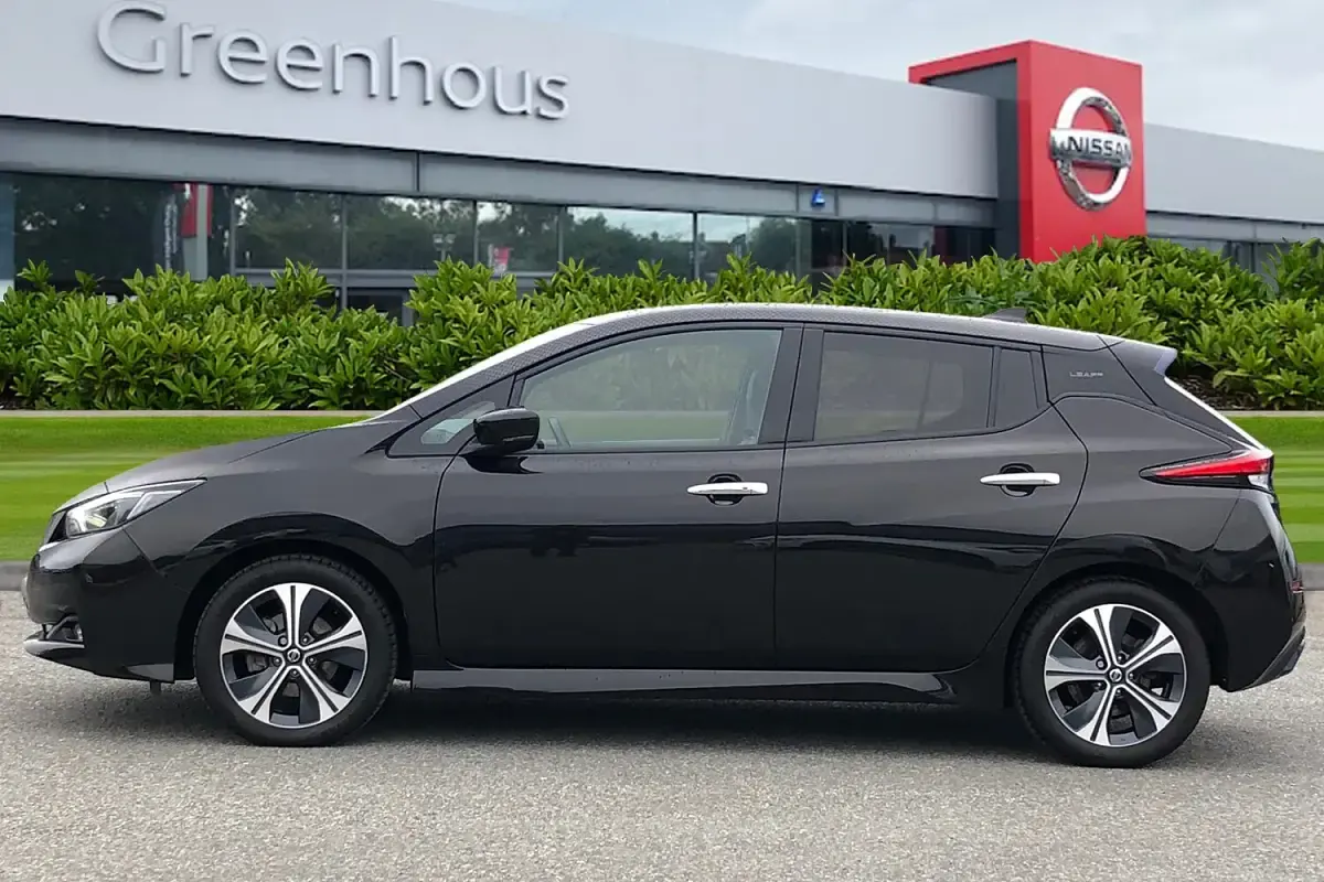 Used Nissan Leaf 110 kW (150 HP) 2021 Black Hatchback