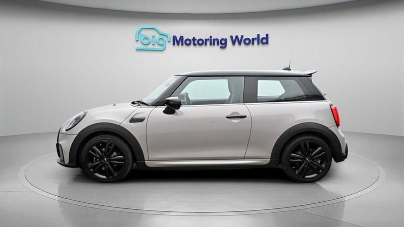 Used Mini Cooper Hatch 136 HP (100 kW) 2022 Grey Hatchback