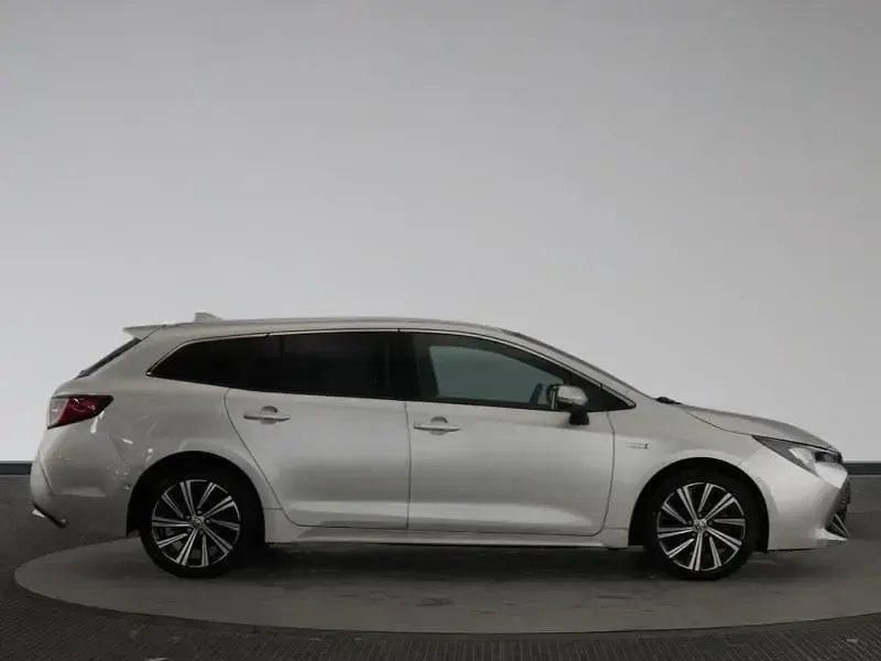 Used Toyota Corolla Design 2022 Silver Estate
