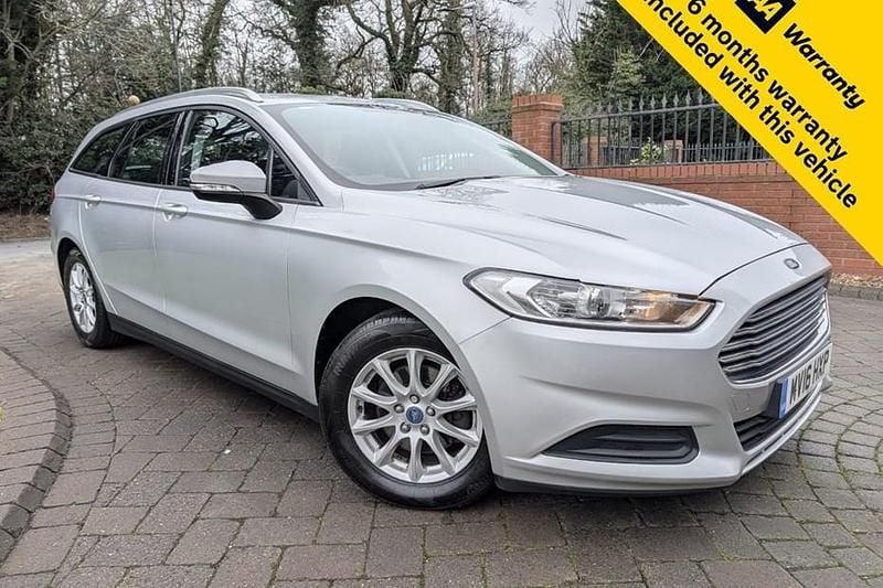 Used Ford Mondeo Style 150 HP (110 kW) 2016 Moondust silver Estate