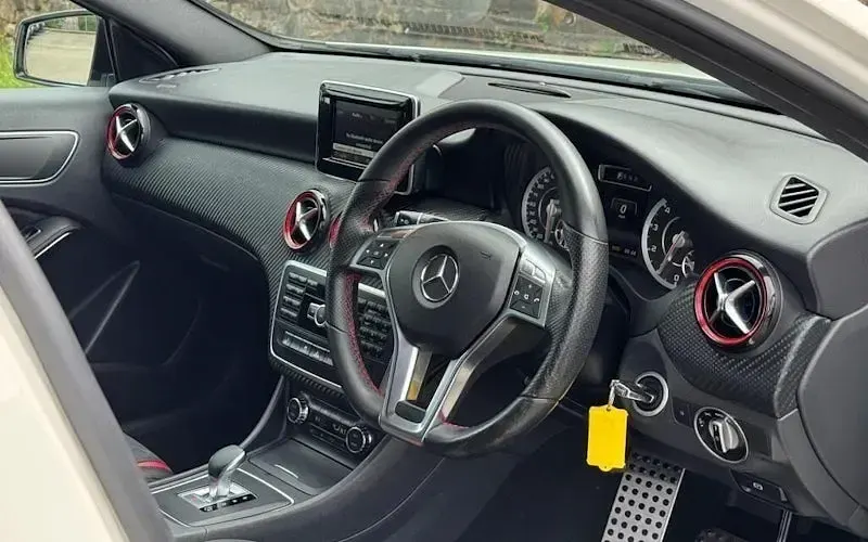 Used Mercedes A45 AMG AMG 360 HP (264 kW) 2014 White Hatchback