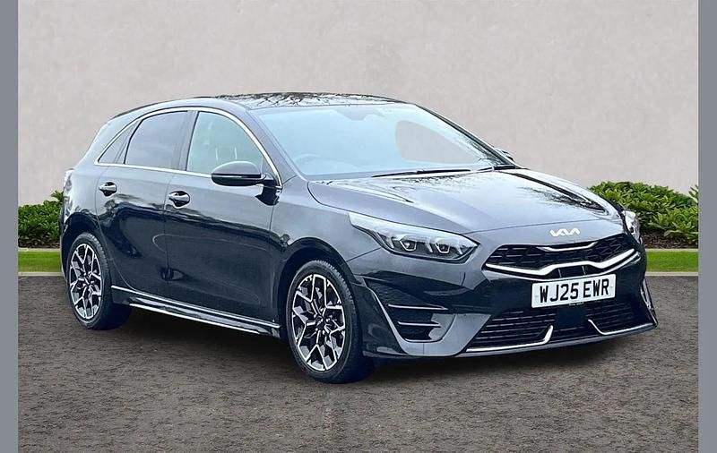 Used Kia Ceed GT-Line 138 HP (101 kW) 2025 Black Hatchback