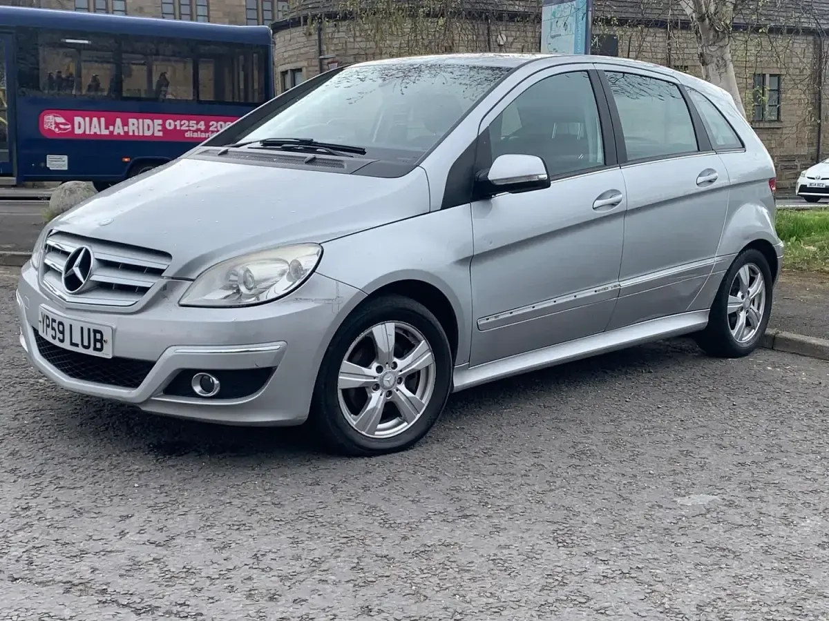 Used Mercedes B180 SE 2009 Silver MPV